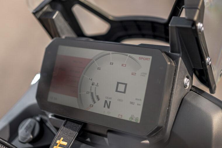 Vídeo-prueba MITT TT 555: La trail A2 hecha en China "cada vez menos china" 4 prueba mitt tt 555 fotos estaticas (18)