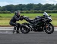 record Kawasaki Ninja H2 SX Jonnie Davies 3.webp