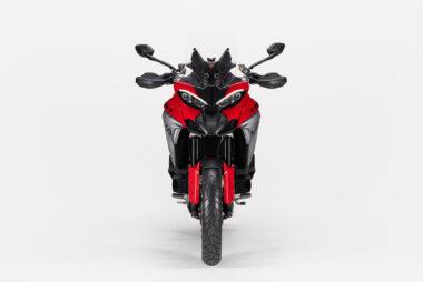 Ducati Multistrada V4 2025 estudio1