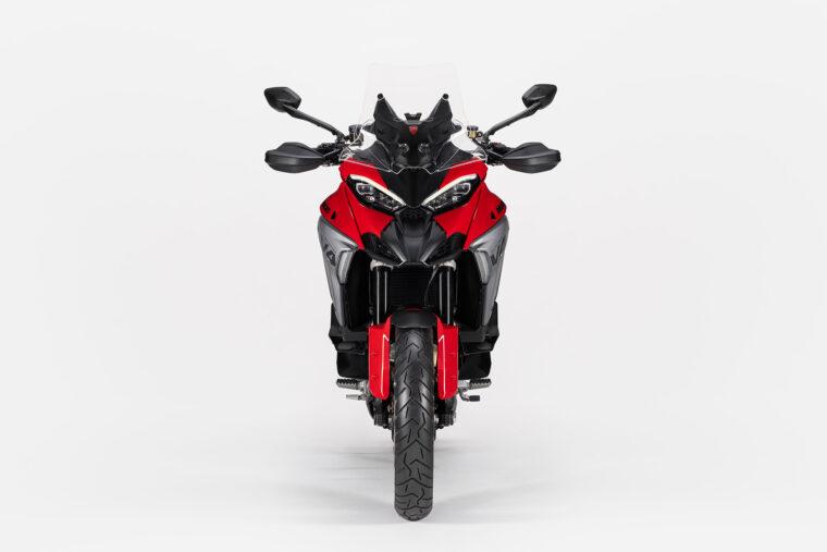 Ducati-Multistrada-V4-2025-estudio1