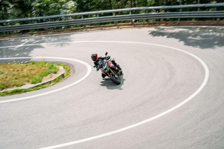 Ducati-Multistrada-V4-Pikes-Peak-2025-accion22