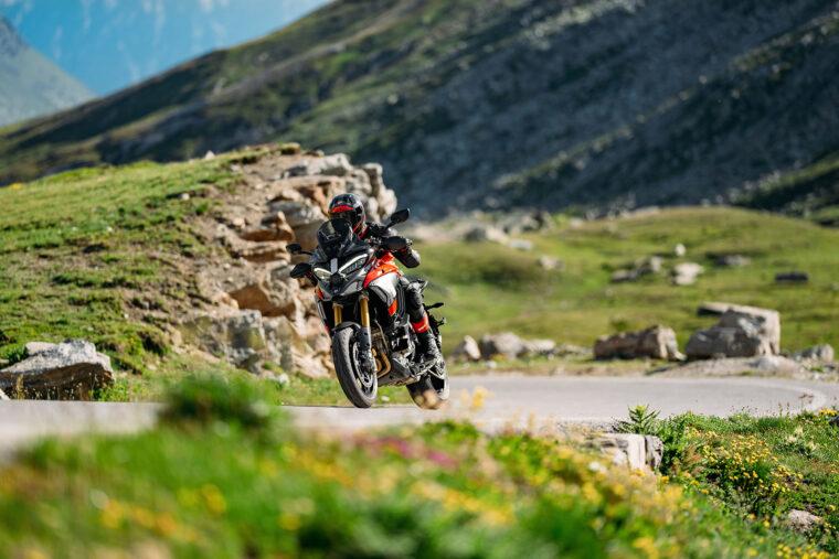 Ducati-Multistrada-V4-Pikes-Peak-2025-accion54