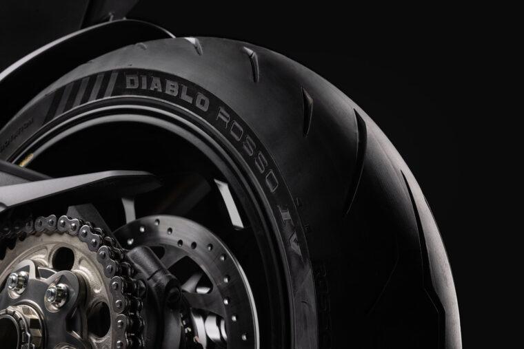 Ducati-Multistrada-V4-Pikes-Peak-2025-detalles22