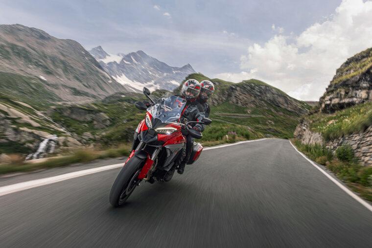 Ducati-Multistrada-V4-S-2025-accion18