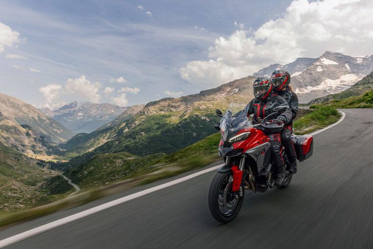 Ducati-Multistrada-V4-S-2025-accion19