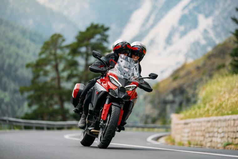 Ducati-Multistrada-V4-S-2025-accion46