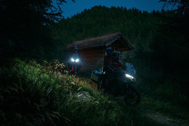 Ducati-Multistrada-V4-S-2025-accion68