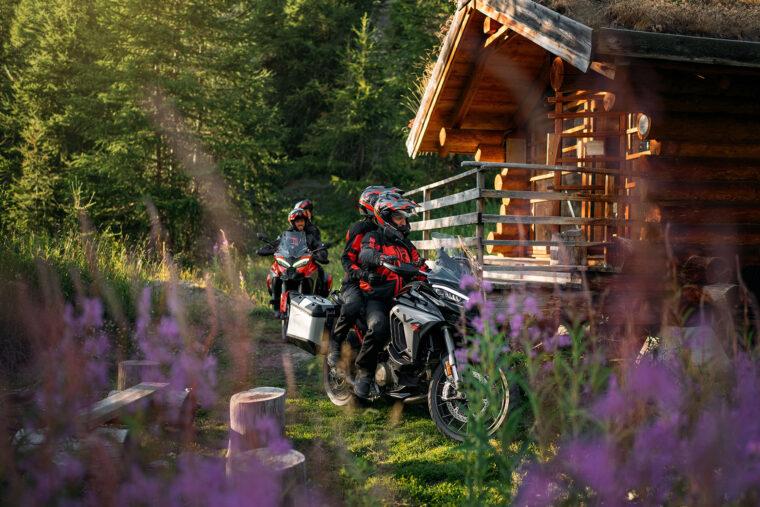 Ducati-Multistrada-V4-S-2025-accion70