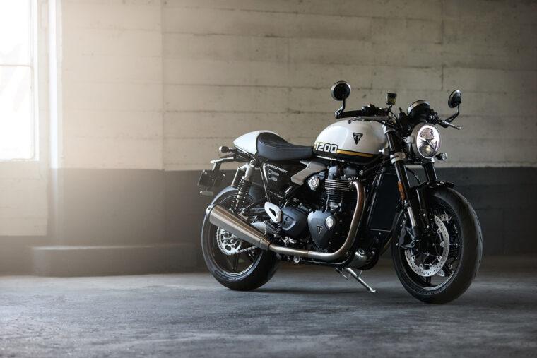 Triumph Speed Twin 1200 2025 accesorios estaticas4