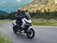 Top 30. Las motos más vendidas en España en octubre de 2025 1 Zontes 368G 2025 accion 13