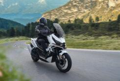 Zontes 368G 2025 accion 13