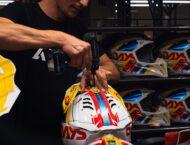 airoh aviator 3 edicion especial isde 2024 españa (4)