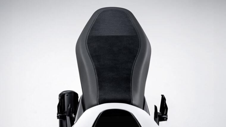 Ducati-Scrambler-10-anniversario-Rizoma-Edition-2025-detalles4