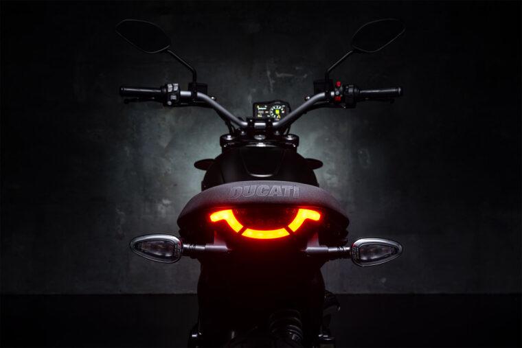 Ducati-Scrambler-Icon-Dark-2025-detalles14