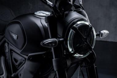 Ducati Scrambler Icon Dark 2025 detalles28