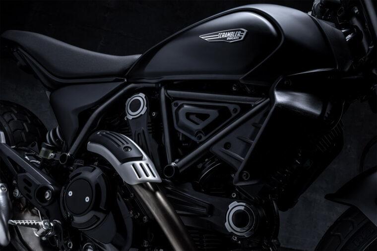 Ducati-Scrambler-Icon-Dark-2025-detalles32