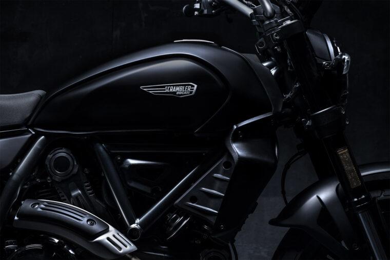 Ducati-Scrambler-Icon-Dark-2025-detalles41