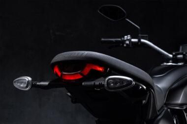 Ducati Scrambler Icon Dark 2025 detalles9