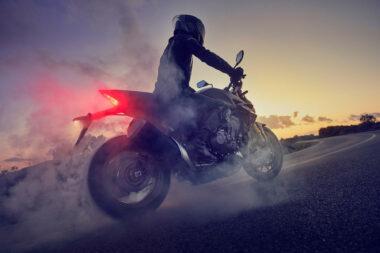 Honda CB1000 Hornet SP 2025 accion16