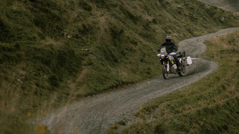 Husqvarna-Norden-901-Expedition-2025-accion32