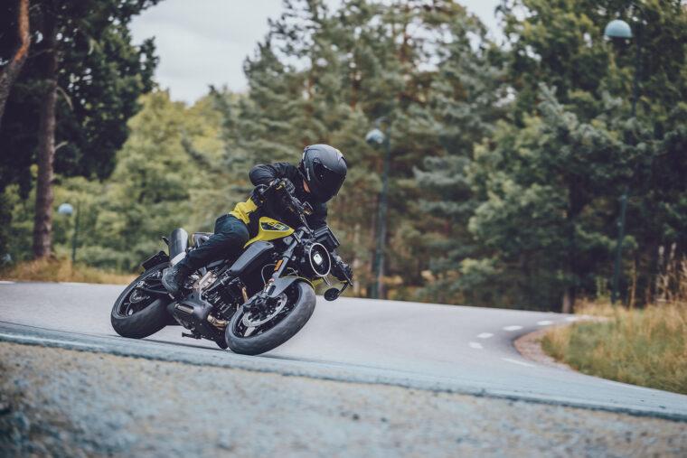 Husqvarna-Vitpilen-801-2025-accion48