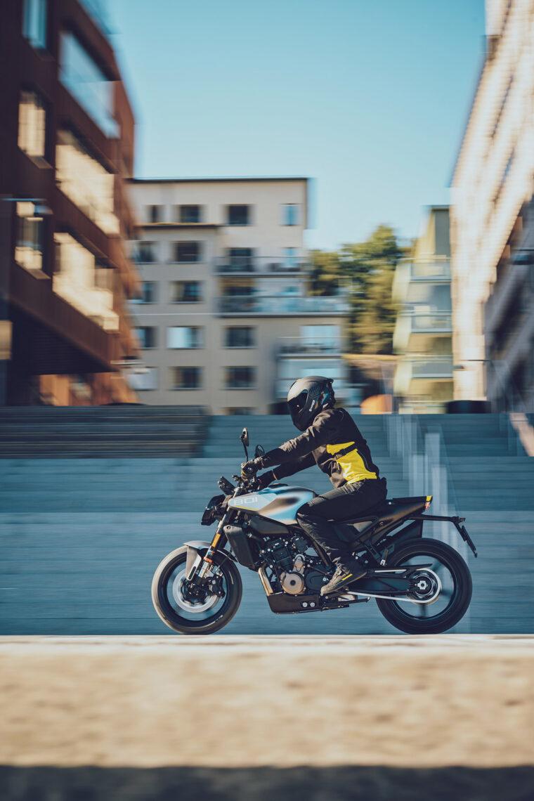 Husqvarna-Vitpilen-801-2025-accion56