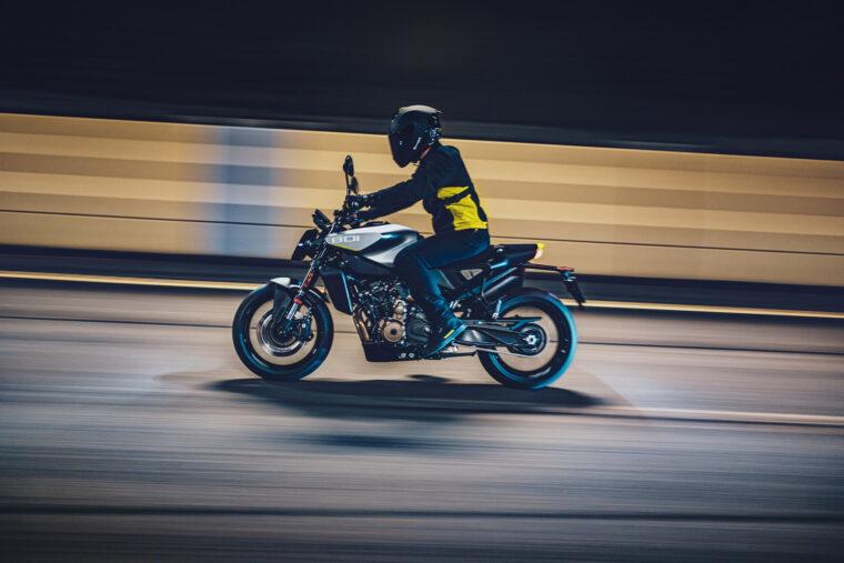 Husqvarna-Vitpilen-801-2025-accion60