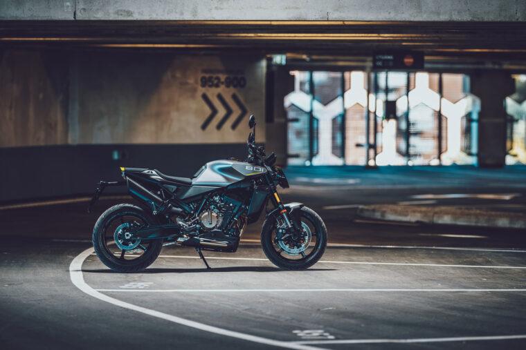 Husqvarna-Vitpilen-801-2025-estaticas16