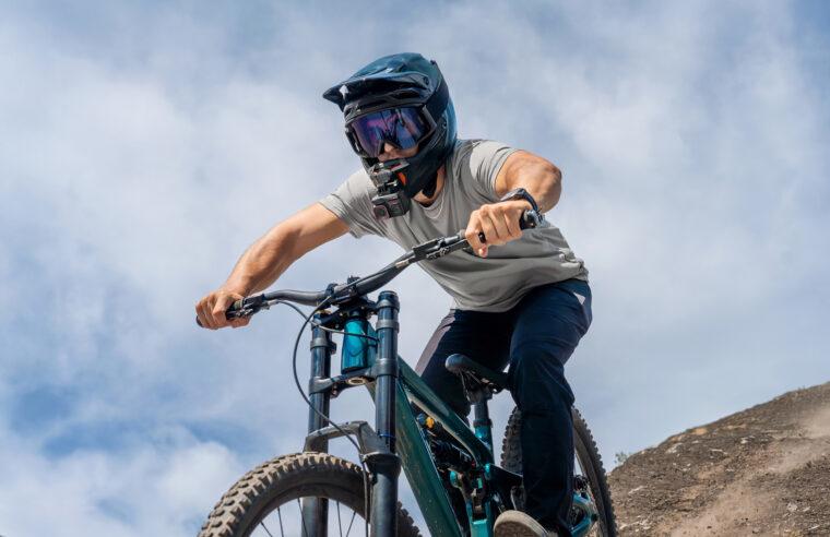 Insta360-Ace-Pro-2-Mountain-bike