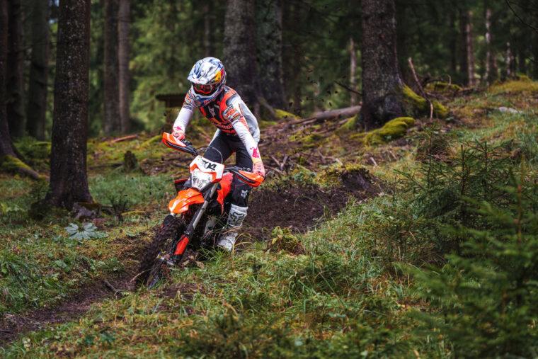 KTM-Freeride-E-2025-accion14