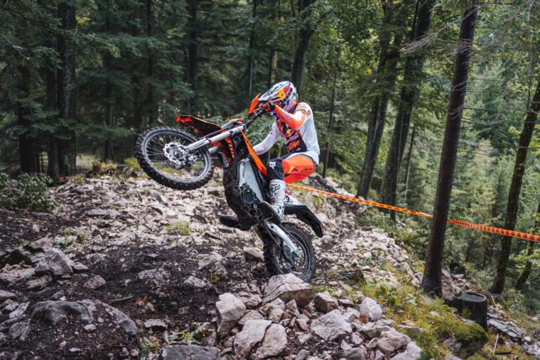 KTM-Freeride-E-2025-accion39