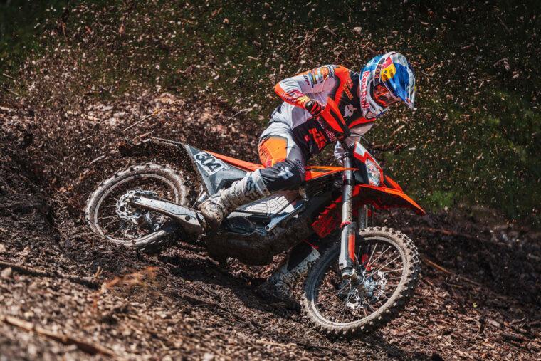 KTM-Freeride-E-2025-accion4