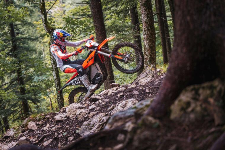 KTM-Freeride-E-2025-accion46