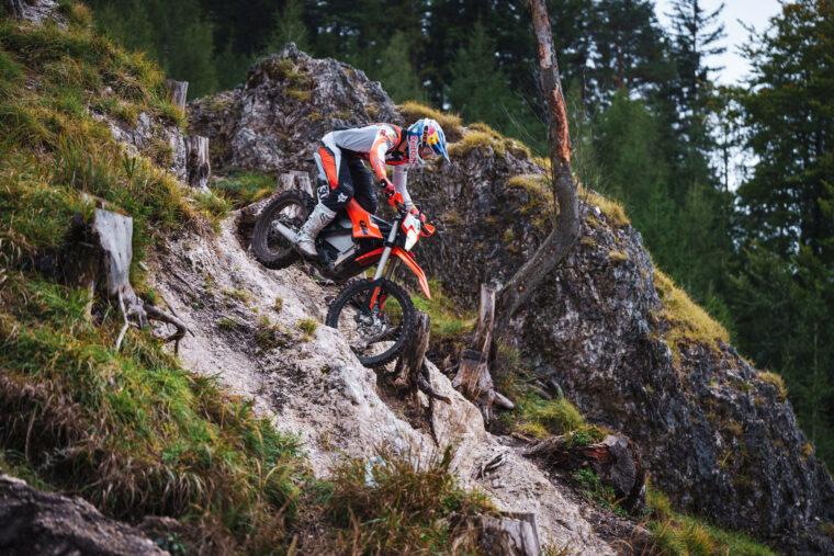 KTM-Freeride-E-2025-accion86
