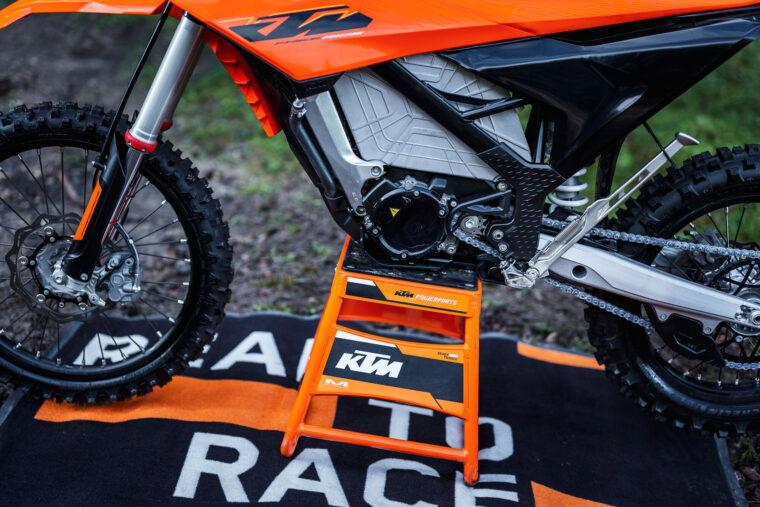 KTM-Freeride-E-2025-detalles37