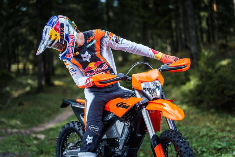 KTM-Freeride-E-2025-estaticas26
