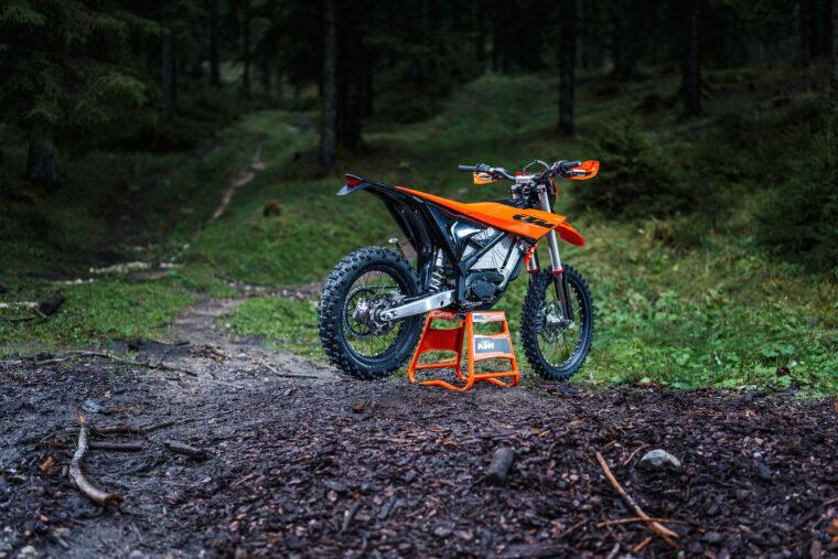 KTM-Freeride-E-2025-estaticas49