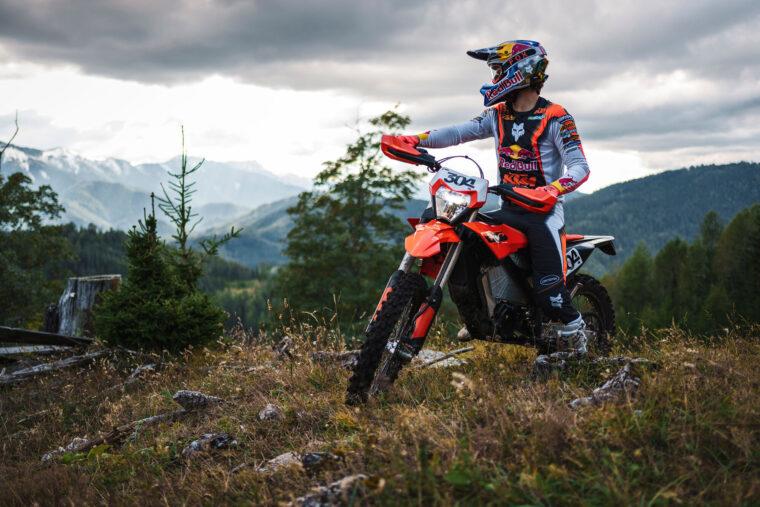 KTM-Freeride-E-2025-estaticas78