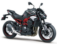 Prueba Kawasaki Z900 2025: evolución completa 39 Kawasaki Z900 2025 estudio colores2