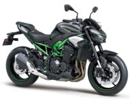 Prueba Kawasaki Z900 2025: evolución completa 38 Kawasaki Z900 2025 estudio colores5