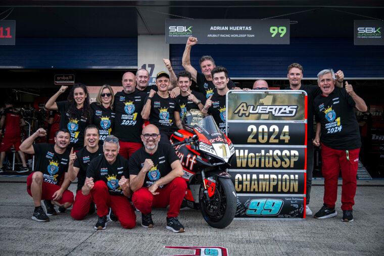adrian-huertas-campeon-mundo-supersport-2024 (5)