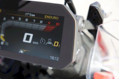 bmw r 1300 gs adventure 2025 18