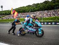 David Alonso saborea el título de Moto3: «El año pasado se me pasó volando, este se me estaba haciendo muy largo» 12 david alonso campeon mundo moto3 2024 (29)