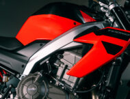 Aprilia Tuono 457 2025 37 Aprilia Tuono 457 2025 detalles38