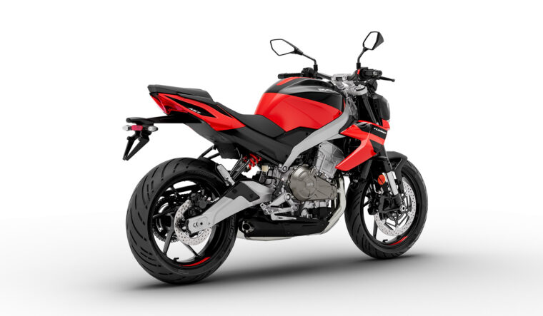 Aprilia-Tuono-457-2025-estudio-colores11