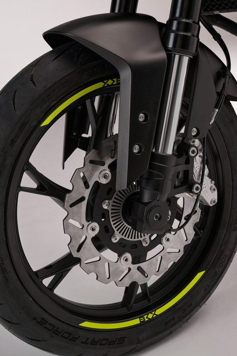 Benelli-BKX-125-S-2025-detalles2