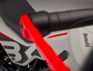 Benelli BKX 300 detalles8