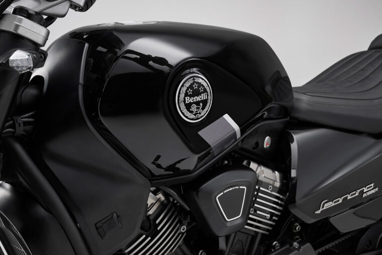 Benelli-Leoncino-Bobber-400-2025-detalles13