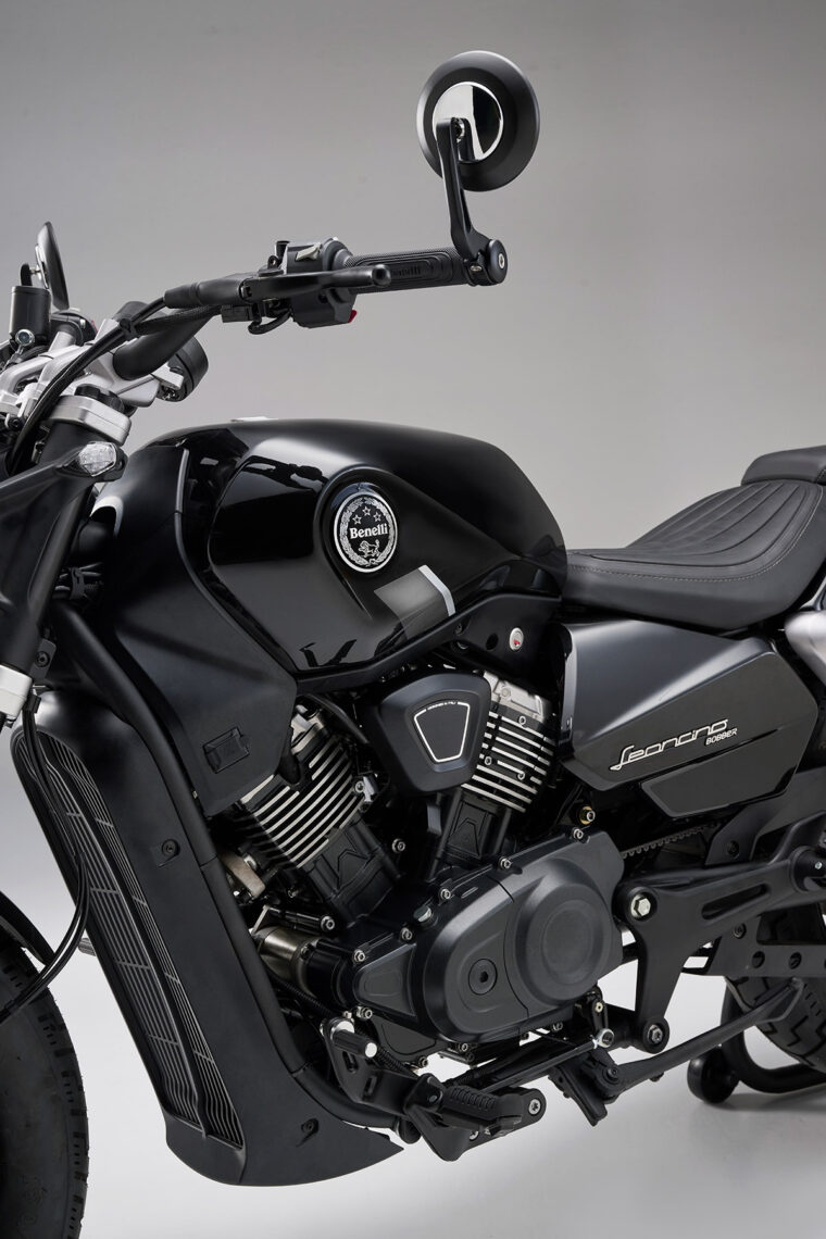 Benelli-Leoncino-Bobber-400-2025-detalles15
