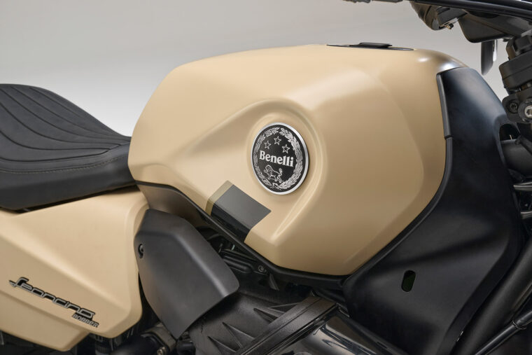 Benelli-Leoncino-Bobber-400-2025-detalles28